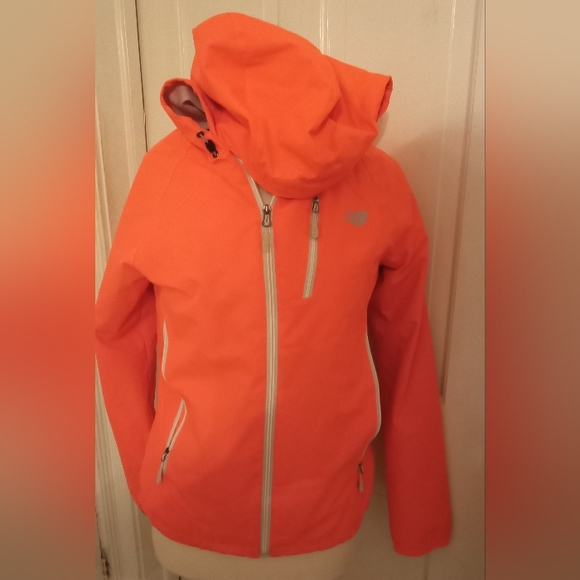 Jacket - Picture 2 of 9